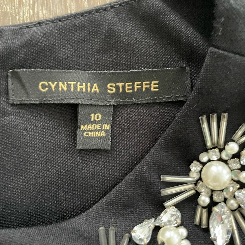 Cynthia Steffe Embellished Colorblock Cocktail Dress – Size 10 - Picture 2 of 4